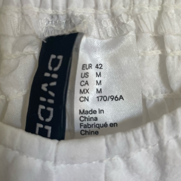 H&M Puff-sleeved Crêped Dress Size Meidum - Picture 6 of 6